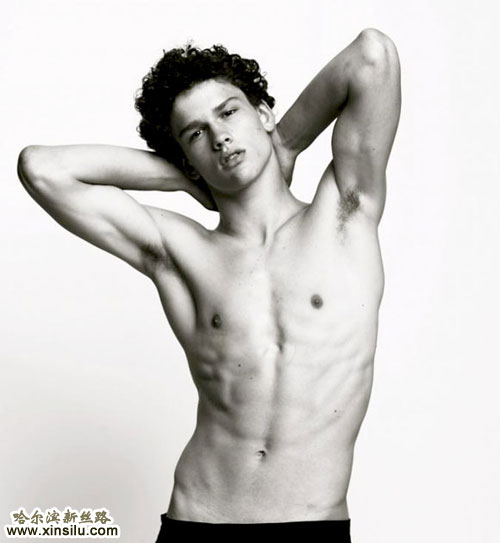 ģSimon Nessman