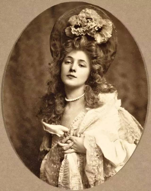 ģĻ | vʷϵһλģ Evelyn Nesbit